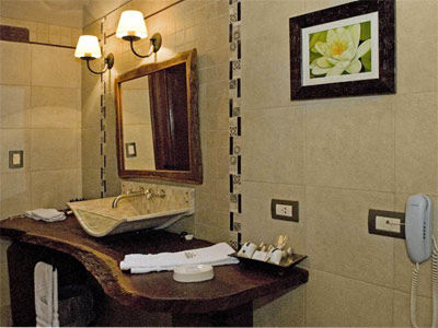 La Casa De La Bodega - Wine Boutique Hotel