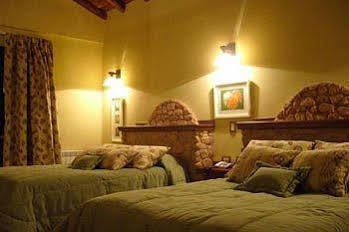 La Casa De La Bodega - Wine Boutique Hotel
